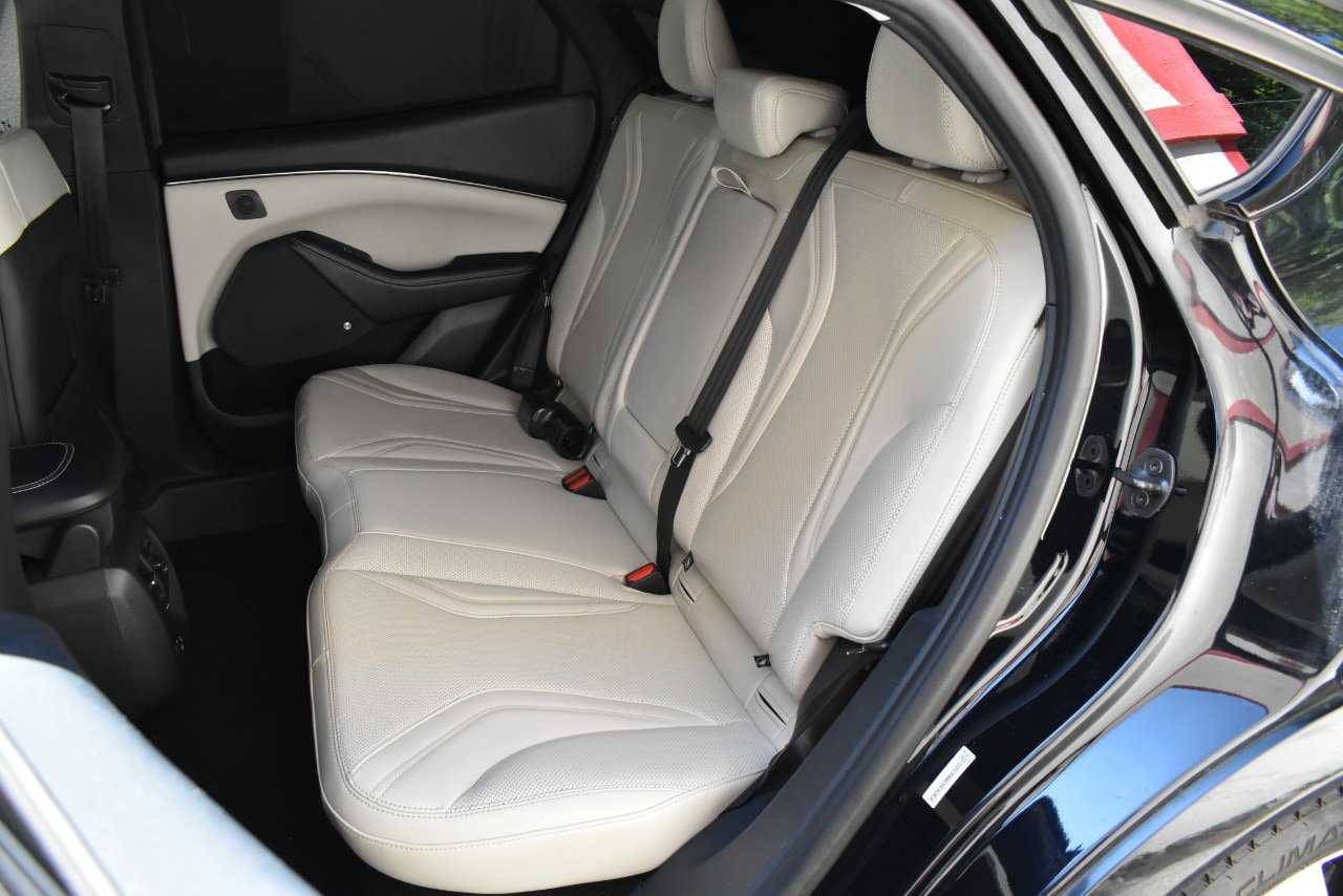 Used 2021 Ford Mustang Mach-E Premium AWD/4WD image 15