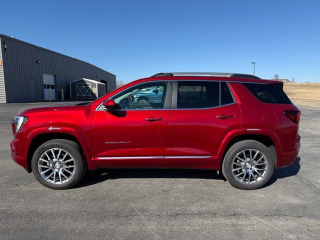 Used 2026 GMC Terrain Denali image 4