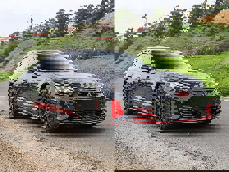 Used 2023 Audi RS e-tron GT image 3