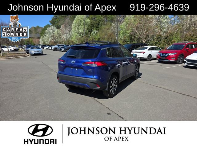 Used 2024 Toyota Corolla Cross XLE w/ Convenience Package image 15