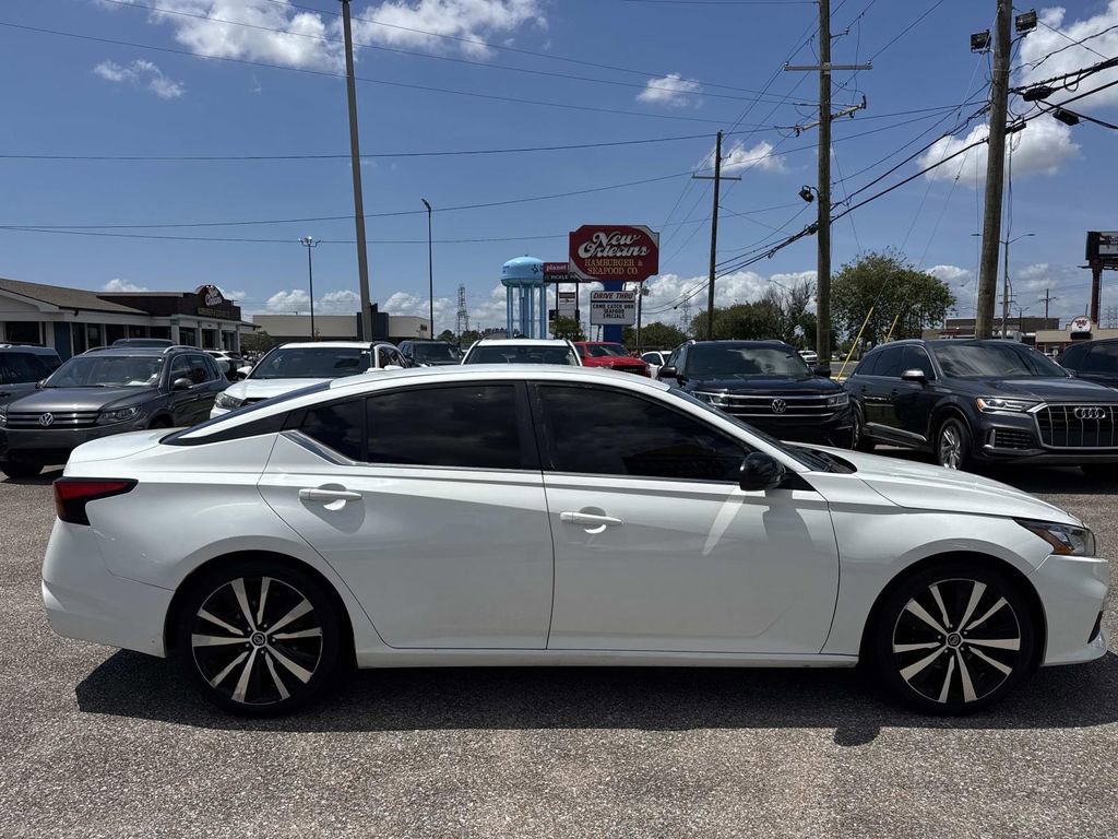 Used 2022 Nissan Altima 2.5 SR FWD image 10