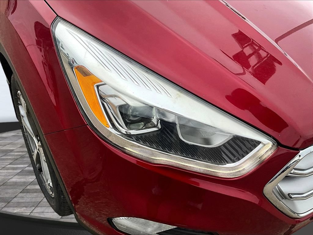 Used 2017 Ford Escape SE w/ SE Leather Comfort Package AWD/4WD image 34