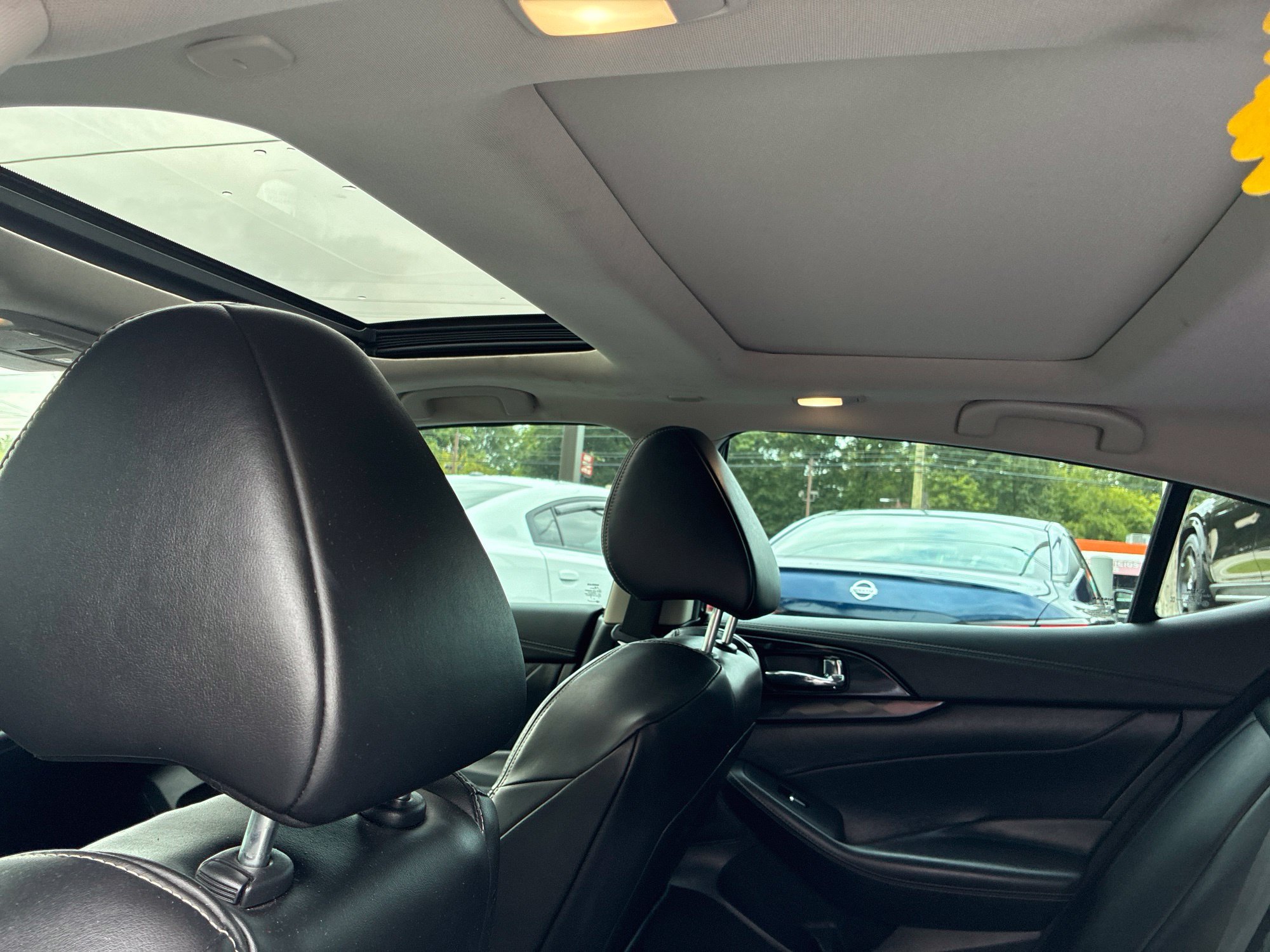 Used 2021 Nissan Maxima Platinum w/ Sport Mat Group FWD image 8
