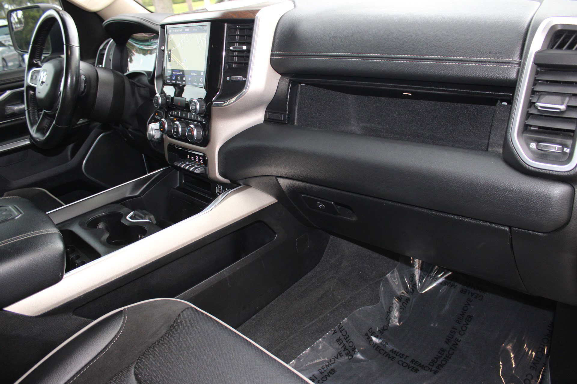 Used 2021 RAM 1500 Laramie image 36