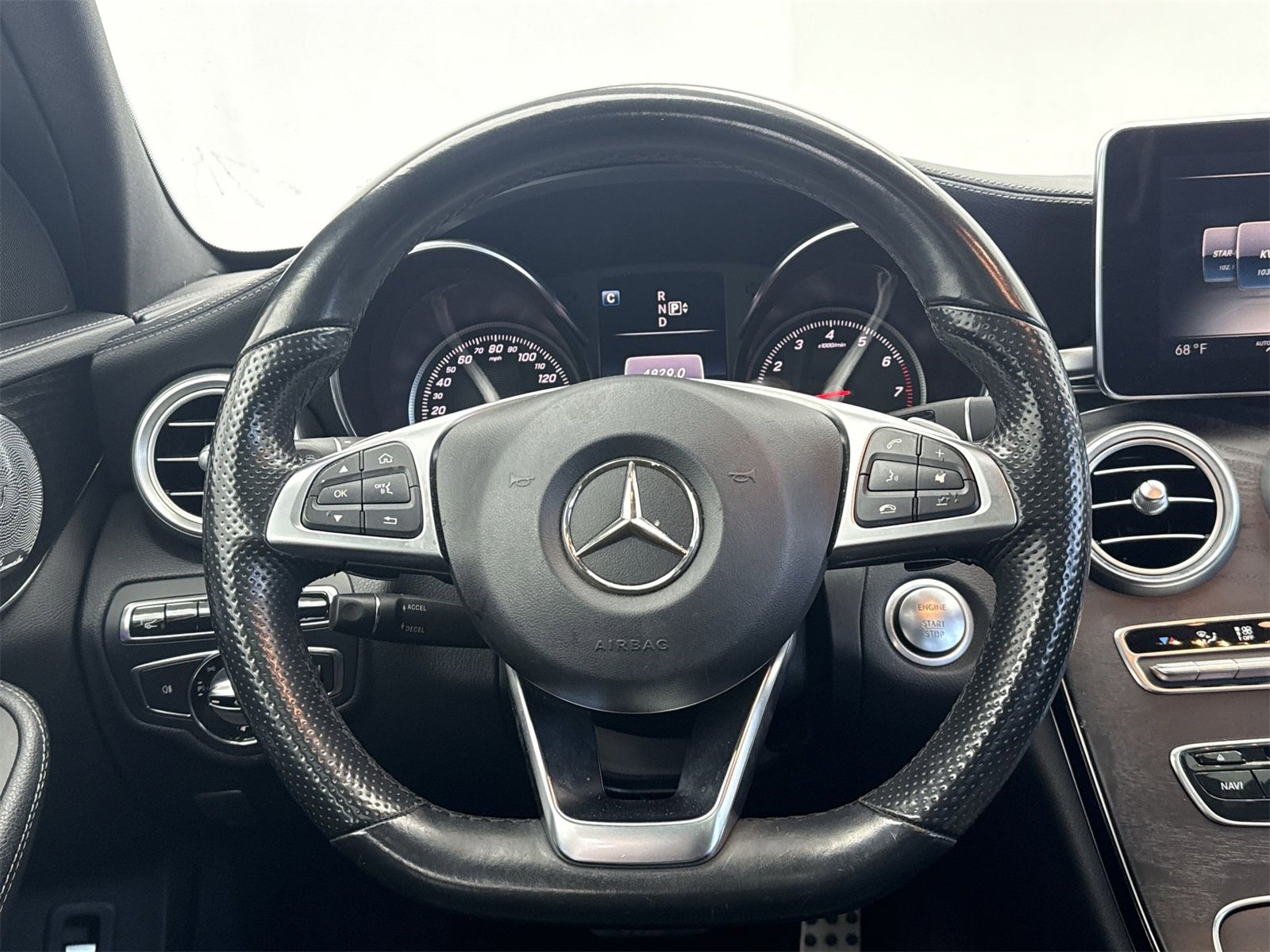 Used 2015 Mercedes-Benz C 400 4MATIC w/ Multimedia Package image 17