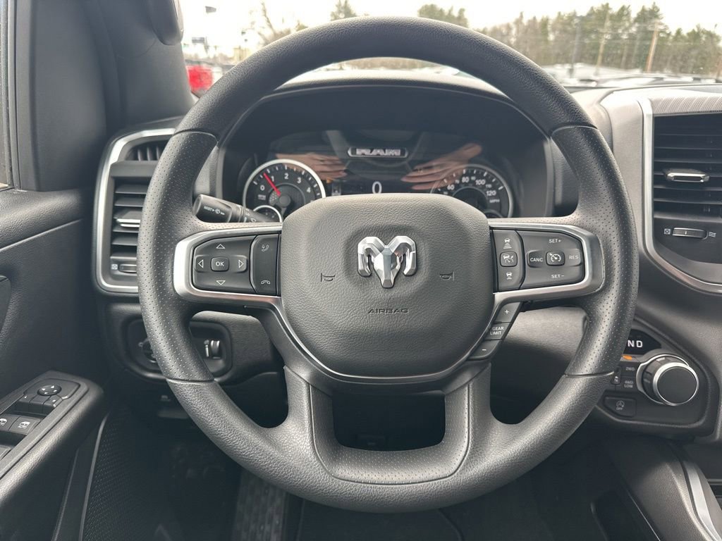 New 2026 RAM 1500 Express AWD/4WD image 15