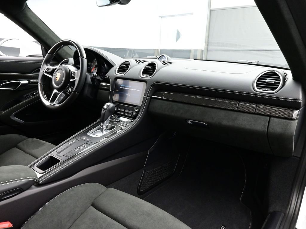 Certified 2024 Porsche 718 Cayman GTS RWD image 13