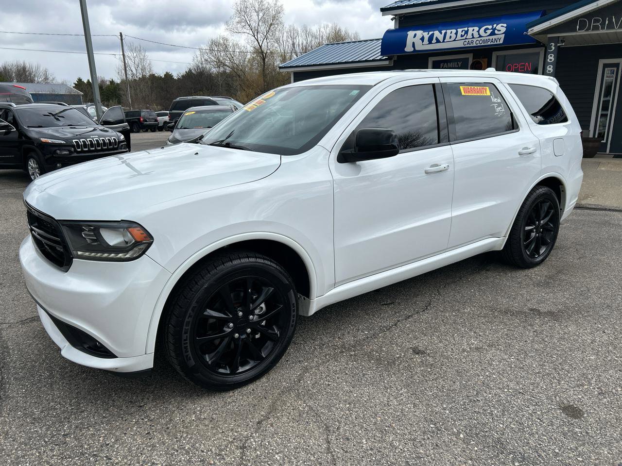 Used 2018 Dodge Durango SXT w/ Quick Order Package 2BB AWD/4WD image 1