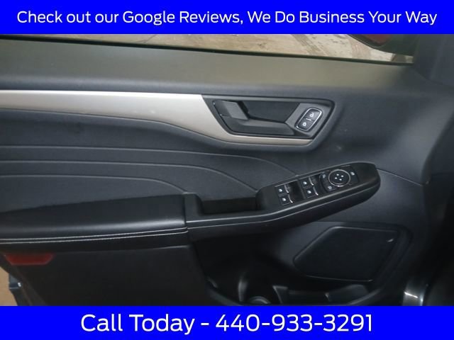 Certified 2022 Ford Escape SE w/ Cold Weather Package image 27