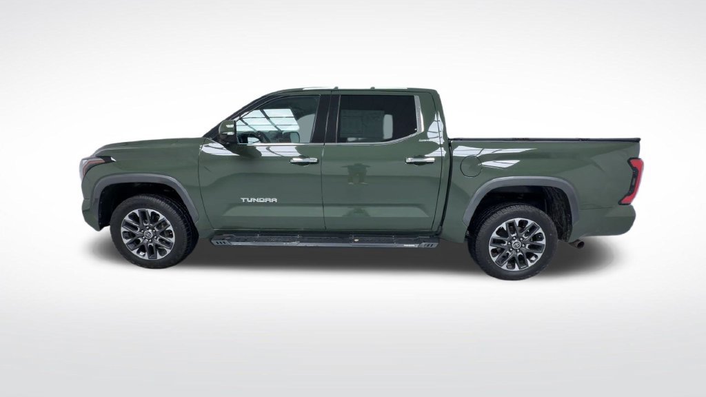 Certified 2022 Toyota Tundra Limited AWD/4WD image 5