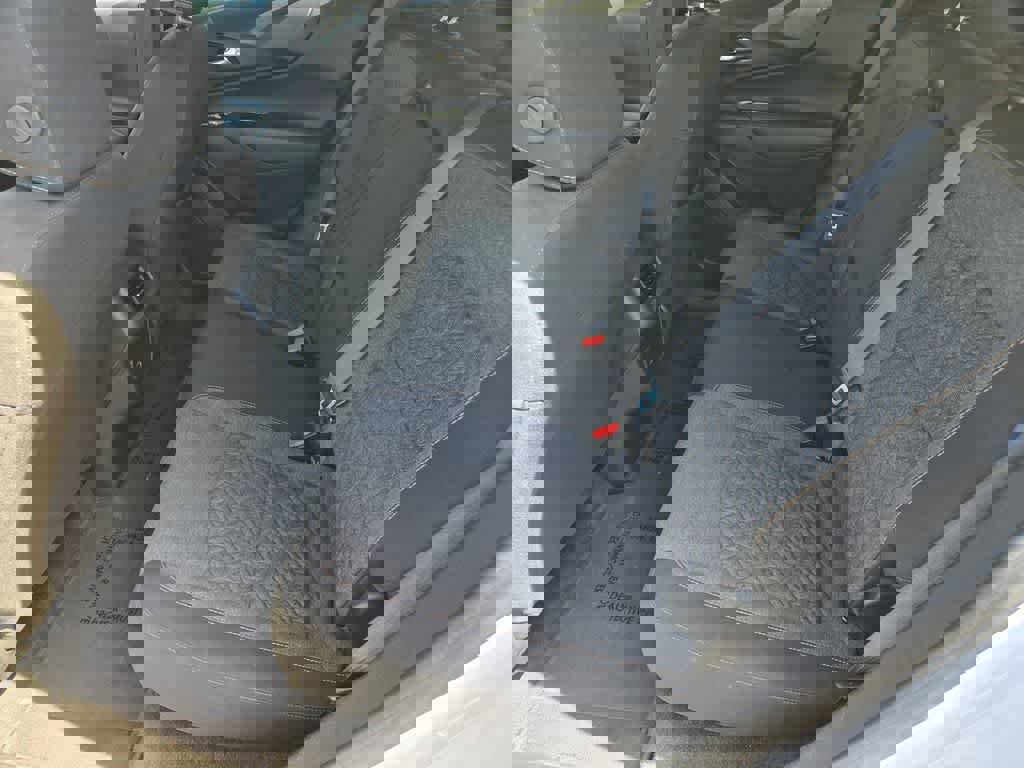 Used 2024 Chevrolet Equinox LT FWD image 12