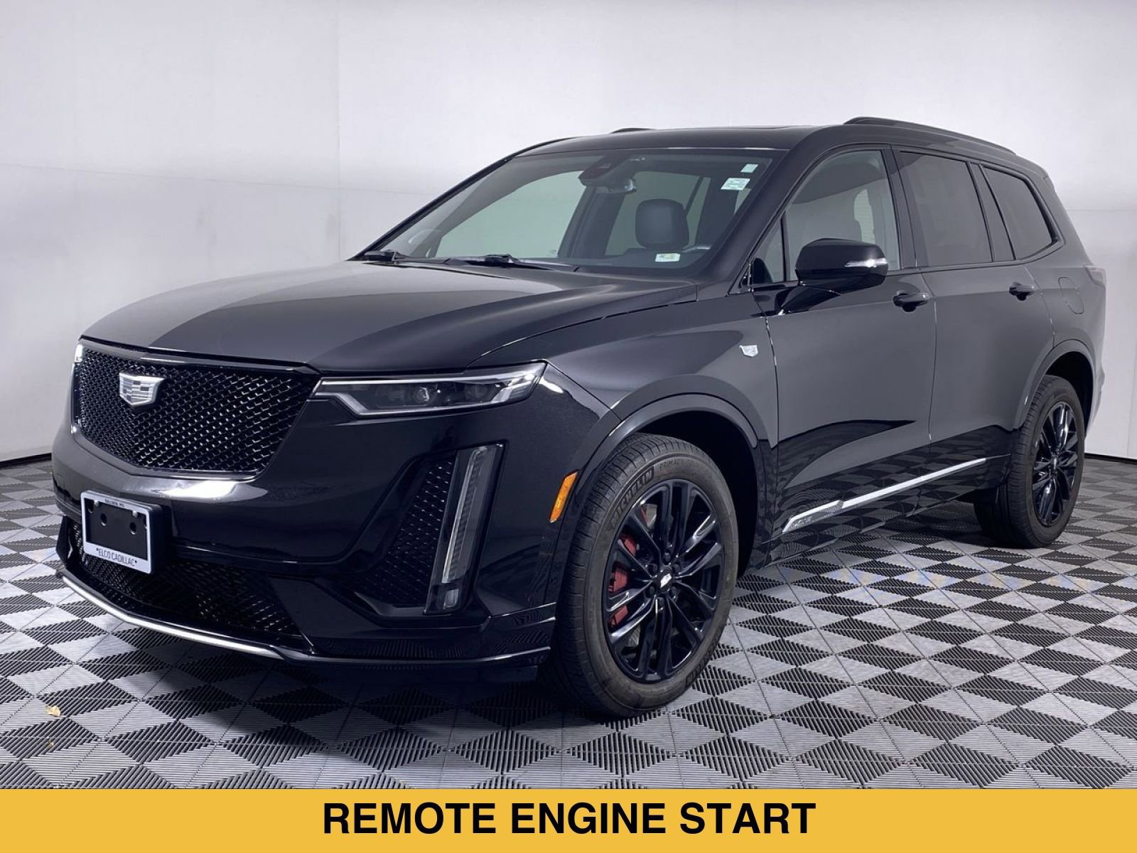 Certified 2024 Cadillac XT6 Sport w/ LPO, ONYX Package AWD/4WD image 19