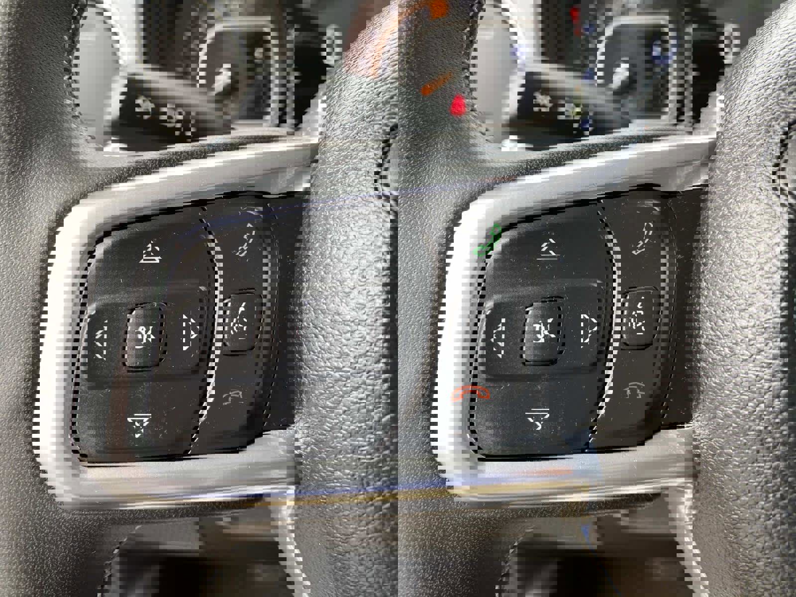 Certified 2025 Jeep Wrangler Sahara AWD/4WD image 18