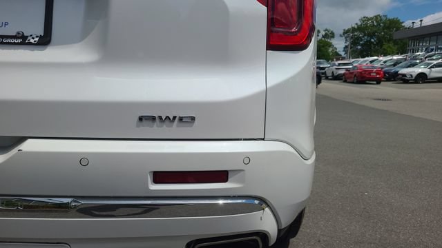 Used 2023 GMC Acadia Denali w/ Denali Ultimate Package AWD/4WD image 8