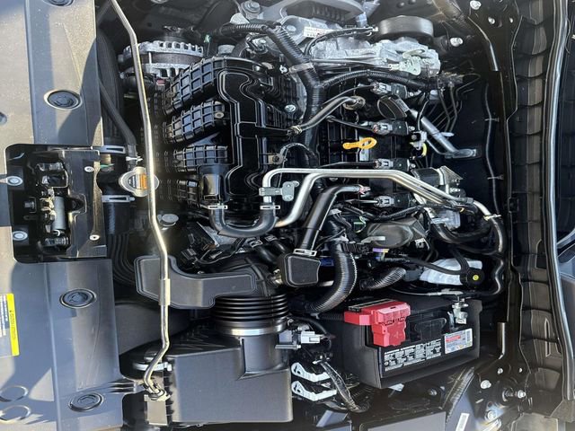 Used 2024 Nissan Altima 2.5 SV image 13