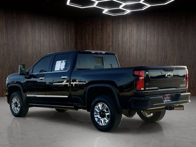 Used 2024 Chevrolet Silverado 2500 High Country w/ High Country Premium Package AWD/4WD image 6
