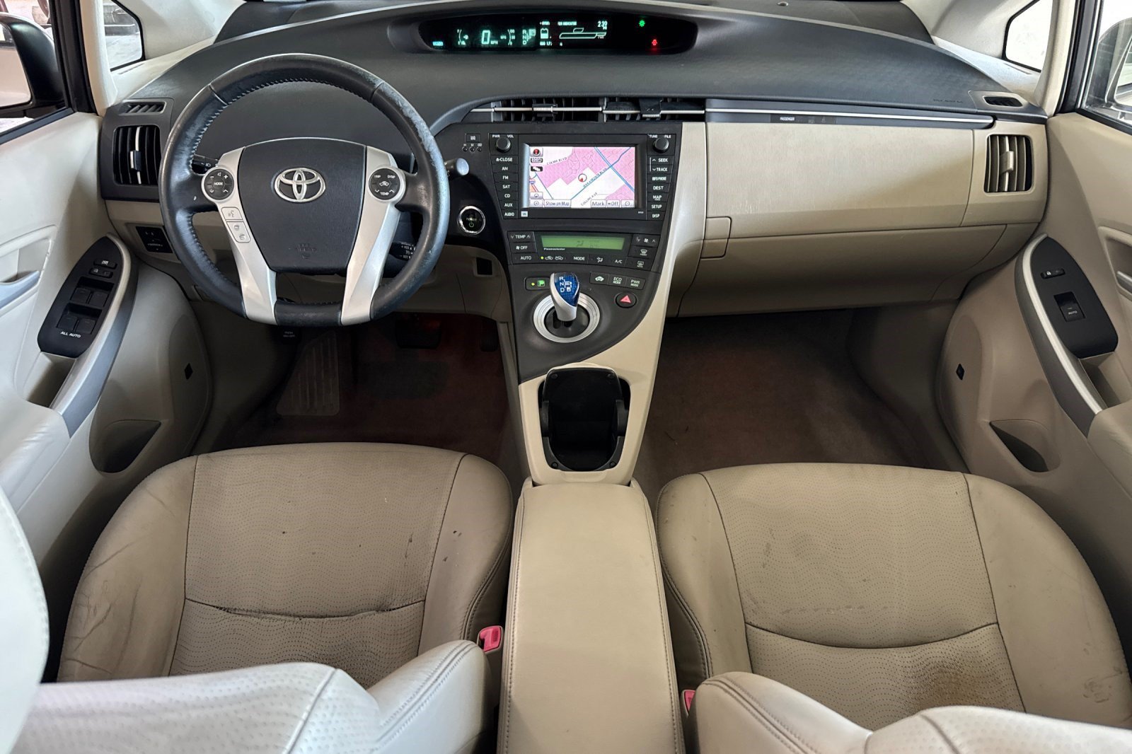 Used 2011 Toyota Prius Four w/ Solar Roof Pkg FWD image 15