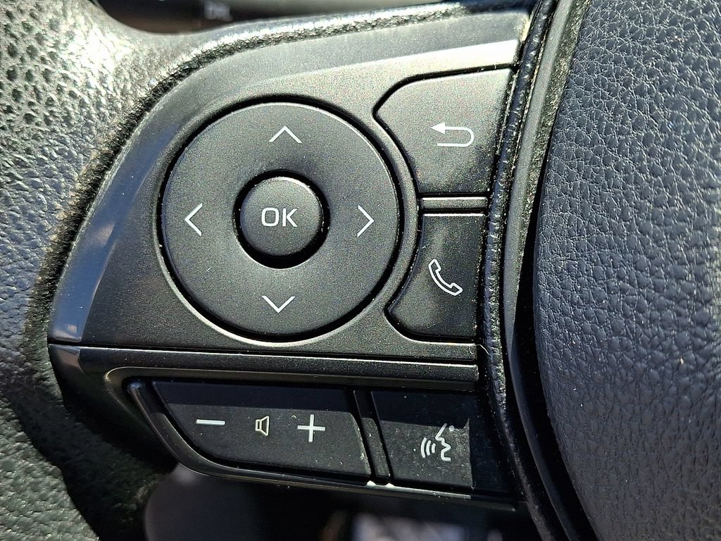 Used 2019 Toyota RAV4 LE w/ All Weather Liner Package AWD/4WD image 21