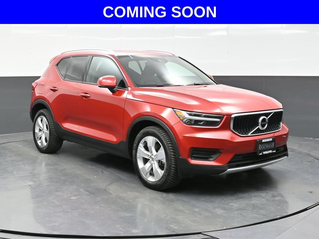 Used 2020 Volvo XC40 T5 Momentum w/ Protection Package Premier AWD/4WD image 1