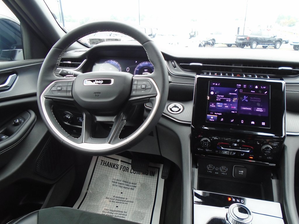 Certified 2025 Jeep Grand Cherokee L Altitude AWD/4WD image 12