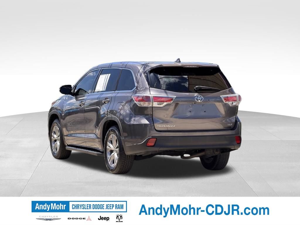 Used 2015 Toyota Highlander XLE FWD image 5
