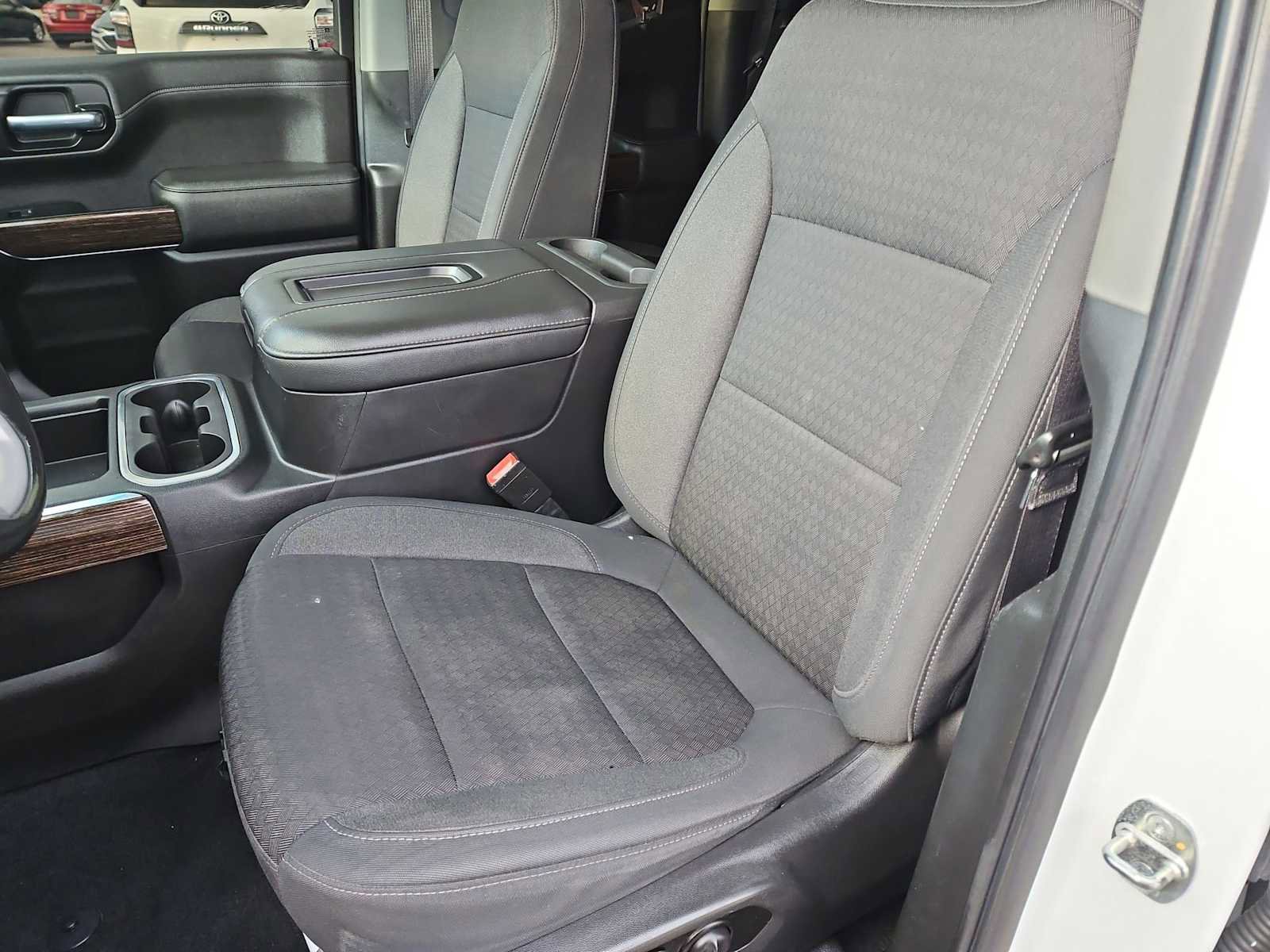 Used 2021 GMC Sierra 1500 Elevation image 17