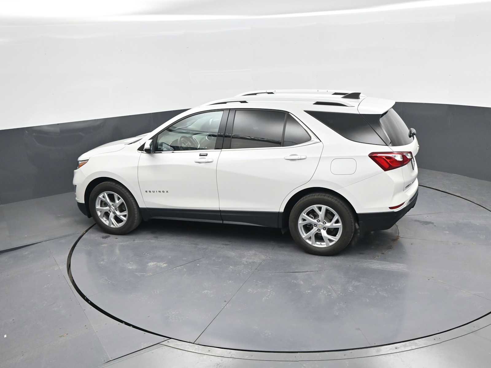 Used 2019 Chevrolet Equinox LT AWD/4WD image 28