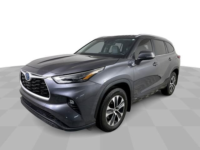 Used 2023 Toyota Highlander XLE