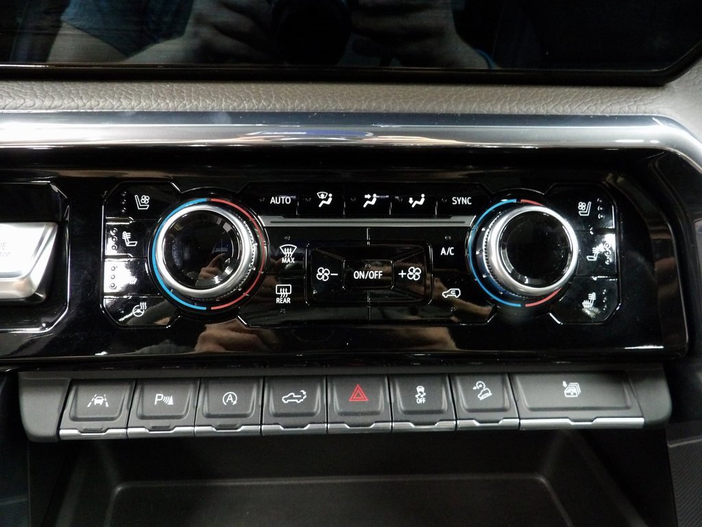 Used 2024 GMC Sierra 1500 Denali image 56