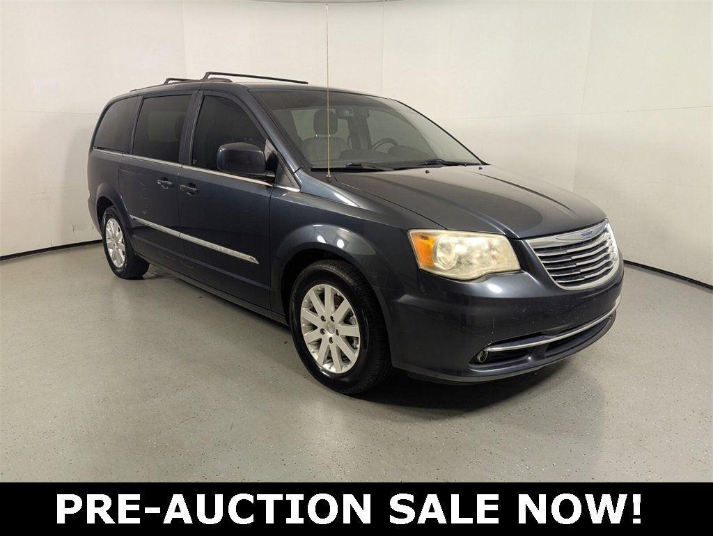 Used 2014 Chrysler Town & Country Touring