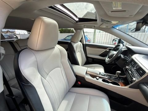 Used 2019 Lexus RX 450h AWD w/ Navigation Package image 31