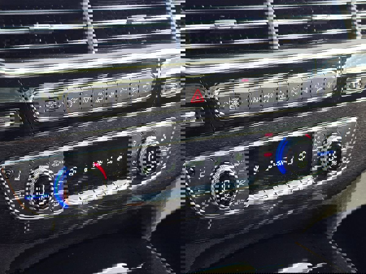 Used 2019 Audi Q7 3.0T Prestige w/ Prestige Package image 43