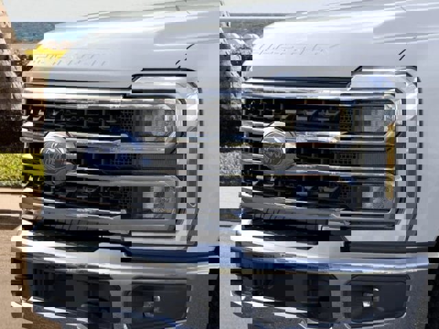 New 2025 Ford F250 King Ranch w/ Chrome Package image 39