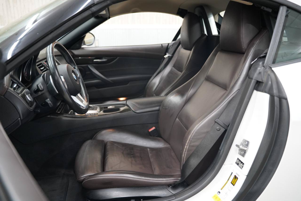 Used 2012 BMW Z4 sDrive28i RWD image 28