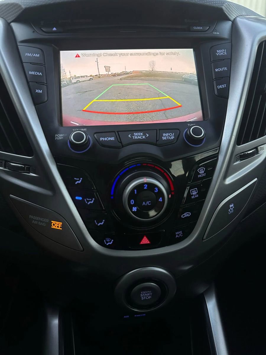 Used 2014 Hyundai Veloster w/ Technology Package 03 image 12