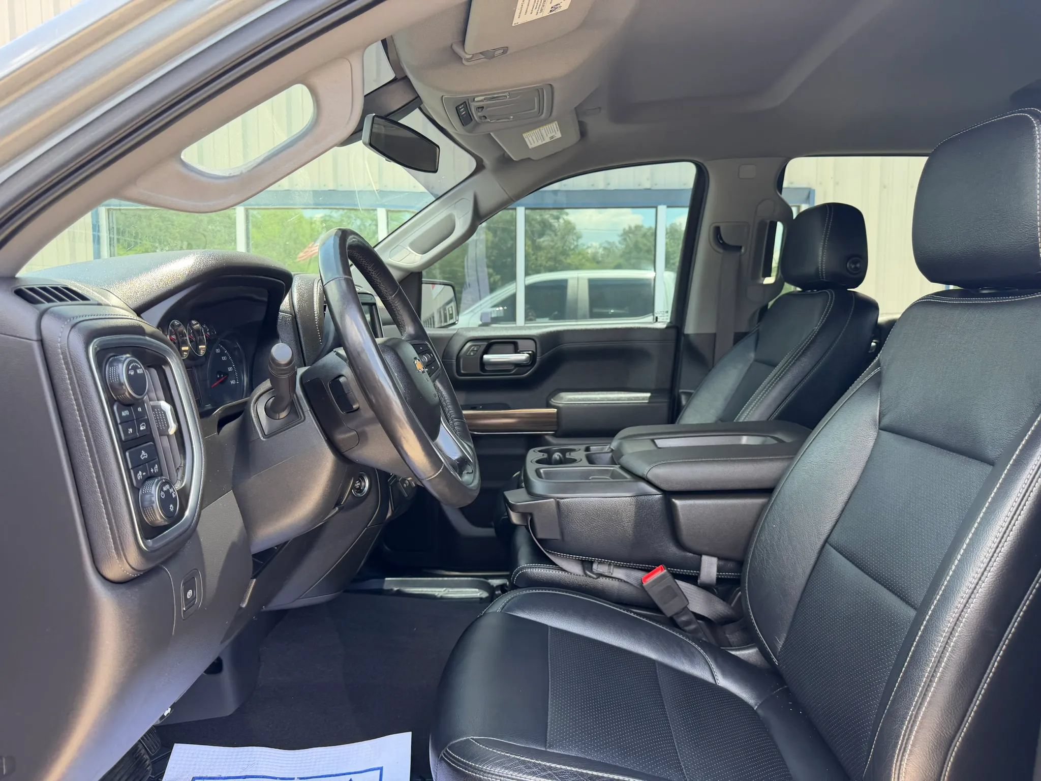 Used 2020 Chevrolet Silverado 1500 LT w/ All-Star Edition AWD/4WD image 8