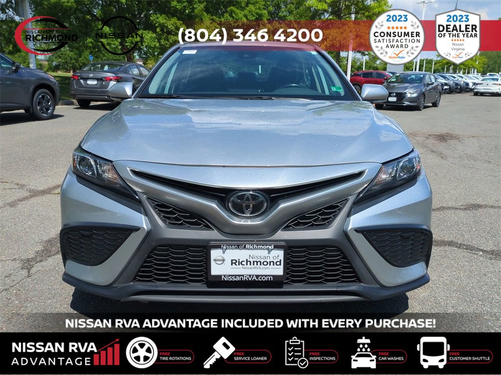 Used 2022 Toyota Camry SE image 10