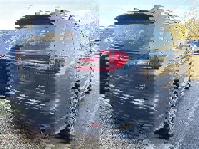Used 2022 Subaru Ascent Limited image 6