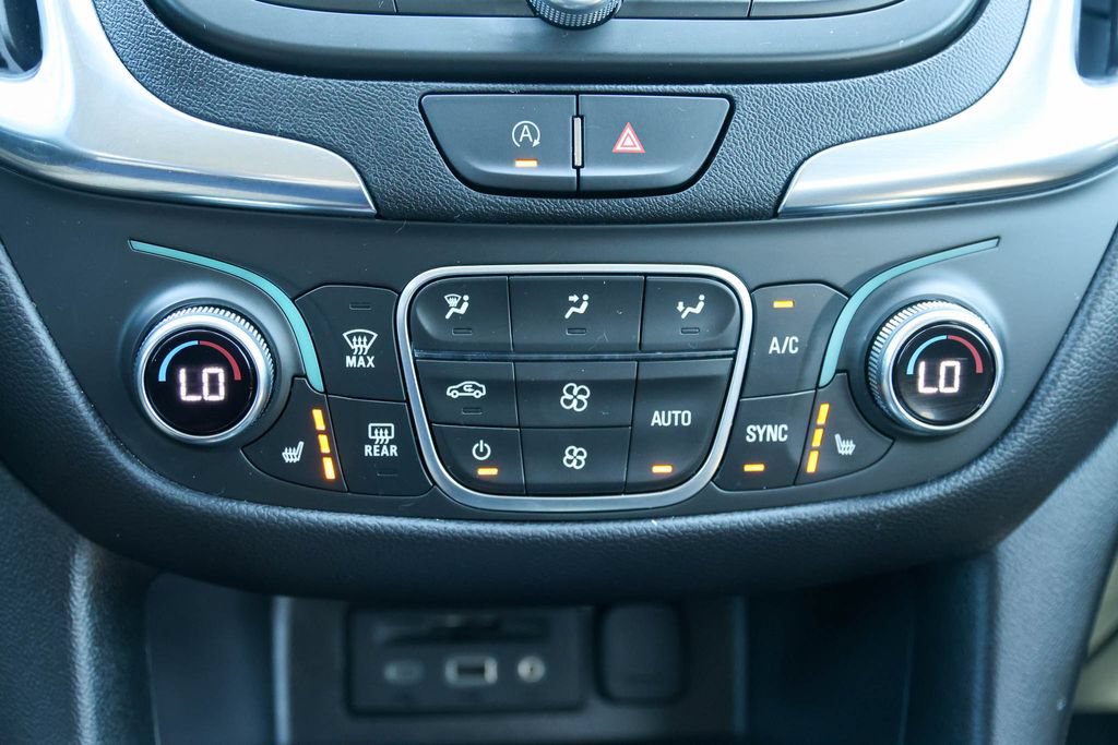 Used 2024 Chevrolet Equinox LT FWD image 16