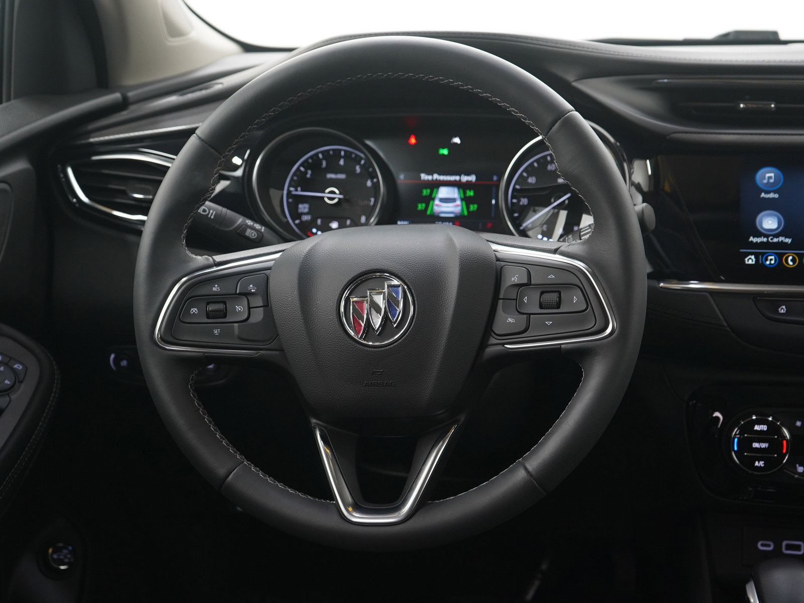 Used 2023 Buick Encore GX Select image 17