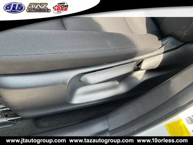 Used 2024 Toyota Corolla LE FWD image 11