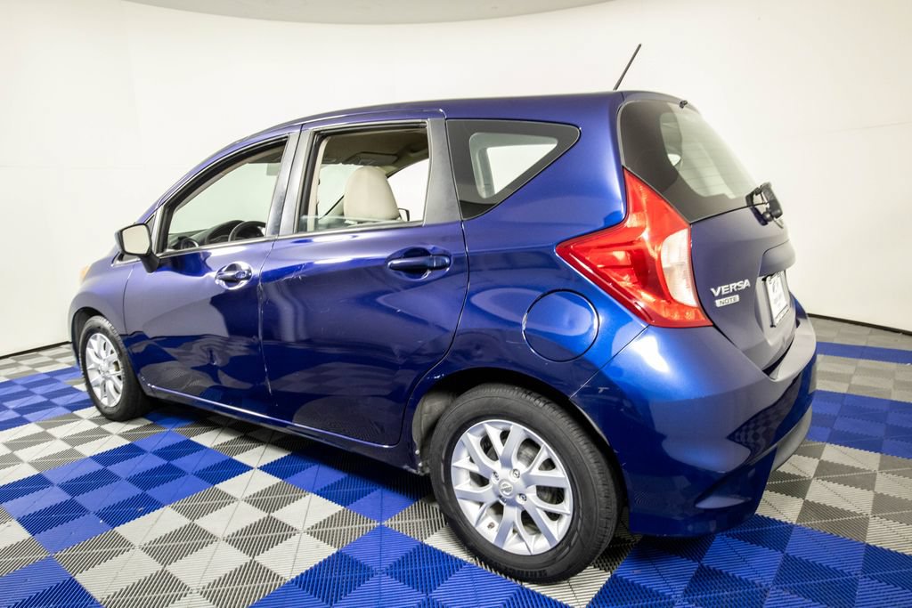 Used 2017 Nissan Versa Note SV w/ SV Appearance Package FWD image 4