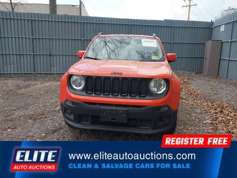 Used 2017 Jeep Renegade Altitude AWD/4WD image 24