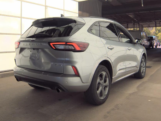 Used 2024 Ford Escape ST-Line w/ Tech Pack #1 AWD/4WD image 2