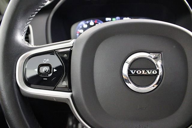Used 2021 Volvo XC90 T6 Momentum w/ Protection Package Premier image 27