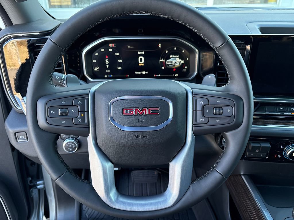 New 2026 GMC Sierra 1500 Elevation w/ LPO, Elevation Black Package AWD/4WD image 18