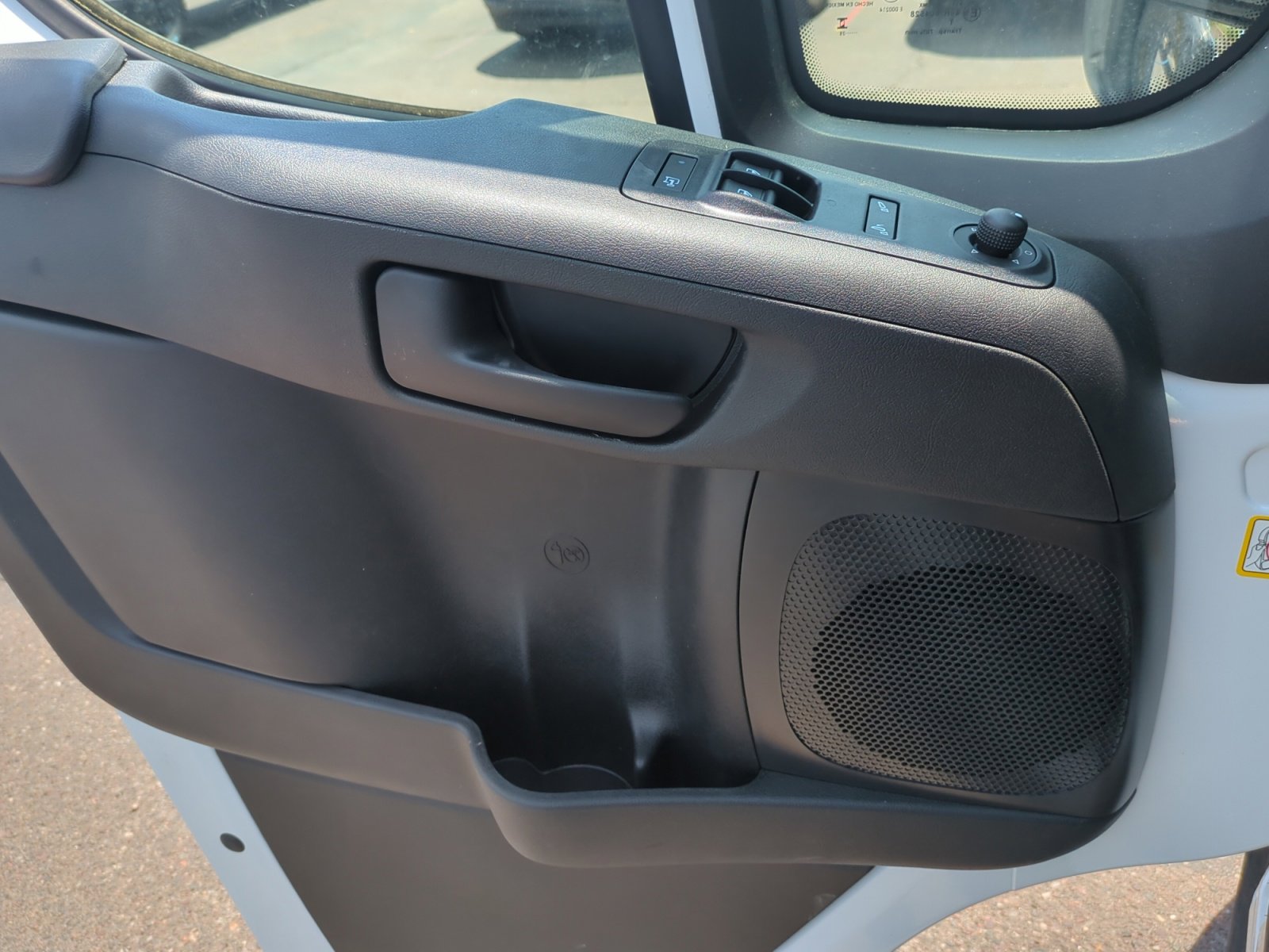 New 2025 RAM ProMaster 2500 w/ Quick Order Package 22G SLT image 13