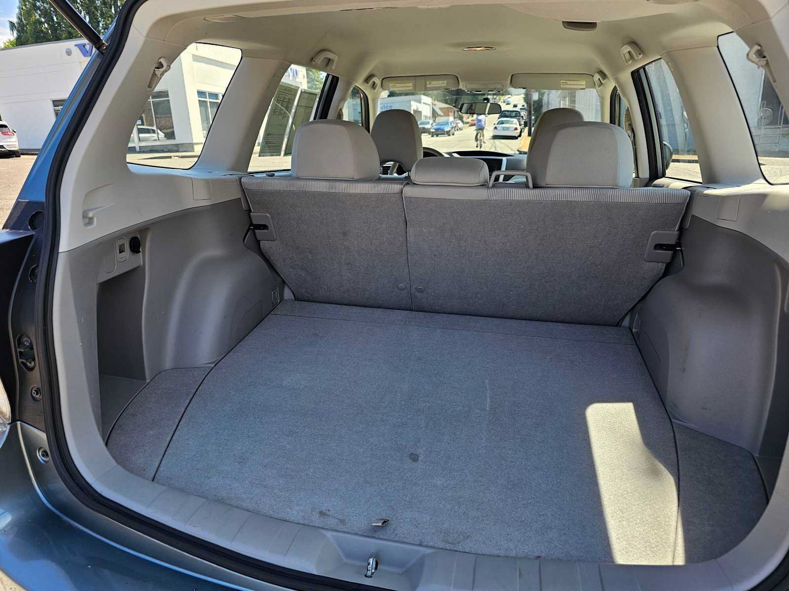 Used 2010 Subaru Forester 2.5X AWD/4WD image 16