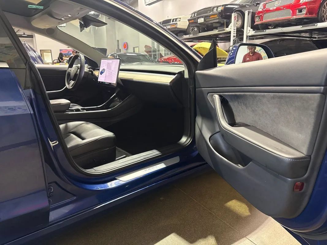 Used 2019 Tesla Model 3 Long Range AWD/4WD image 53