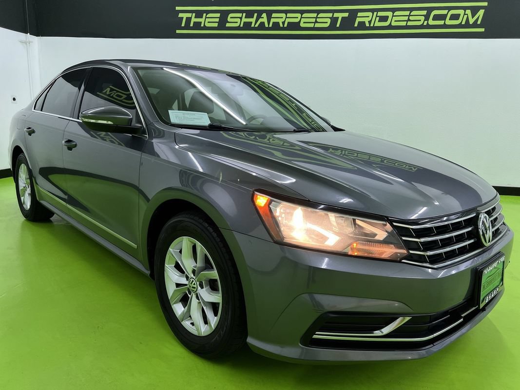 Used 2016 Volkswagen Passat 1.8T S FWD image 2